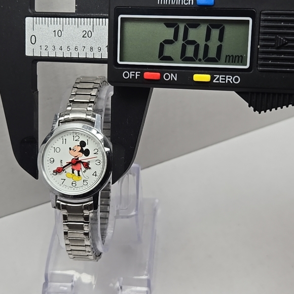 Vintage Bradley Mickey Mouse 112S Manual Wind Watch Disney Collectible Working - Picture 4 of 10
